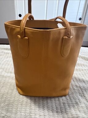 Classic Women’s Tote Bag in Mustard #4068